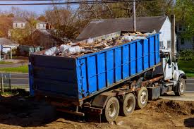 Best Yard Waste Removal  in Chanhassen, MN